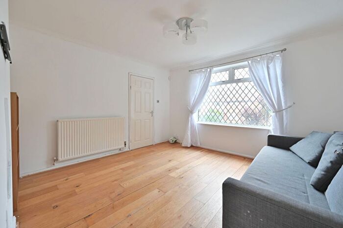 3 Bedroom Terraced House To Rent In Newhouse Crescent, Watford, Watford, WD25