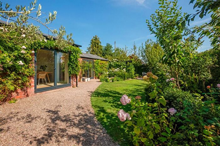 3 Bedroom Detached Bungalow For Sale In Admington, Shipston-On-Stour, CV36
