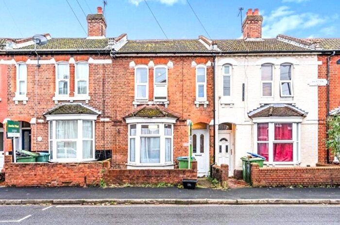 4 Bedroom Terraced House To Rent In Milton Road, Southampton, Hampshire, SO15