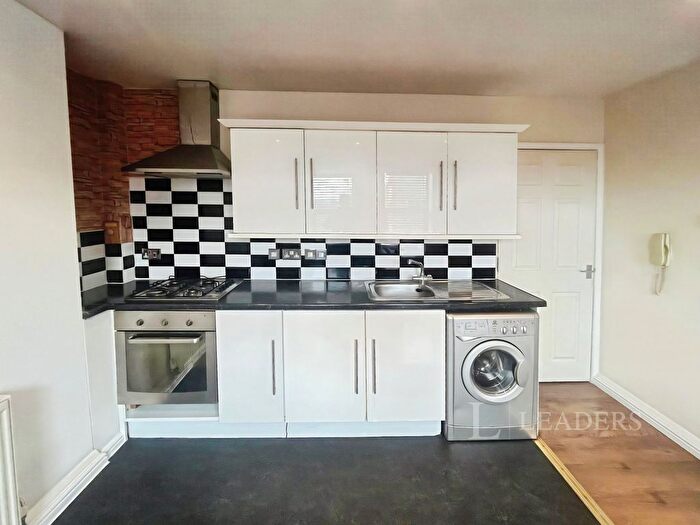 1 Bedroom Flat To Rent In Dumfries Street, Luton, Bedfordshire, LU1