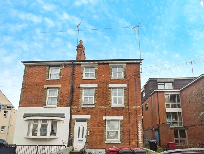 1 Bedroom Flat For Sale In George Street, Reading, Berkshire, RG1