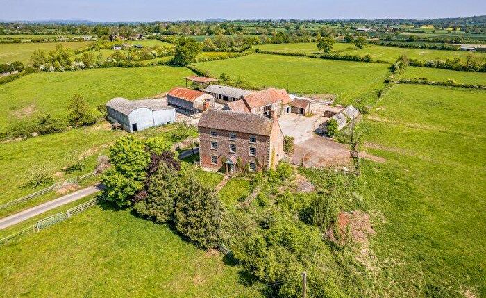 6 Bedroom Detached House For Sale In Gloucestershire, GL19