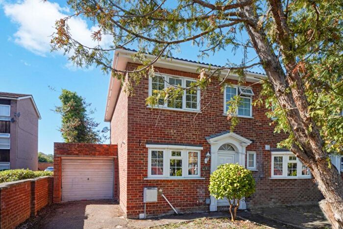 3 Bedroom Semi-Detached House For Sale In Harrowdene Road, Wembley, HA0
