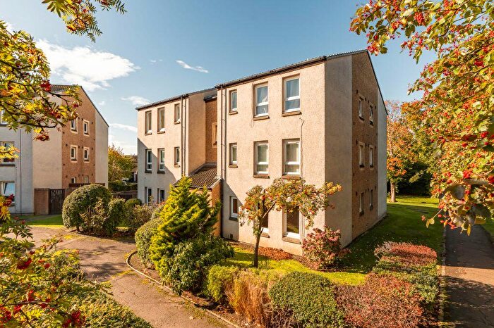 Studio For Sale In / Fauldburn, Edinburgh, EH12