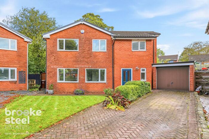 4 Bedroom Detached House For Sale In Acre Close, Edenfield, BL0