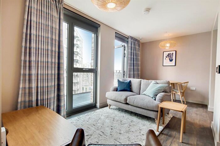 Apartment To Rent In Canada Gardens, Wembley Park | London, HA9