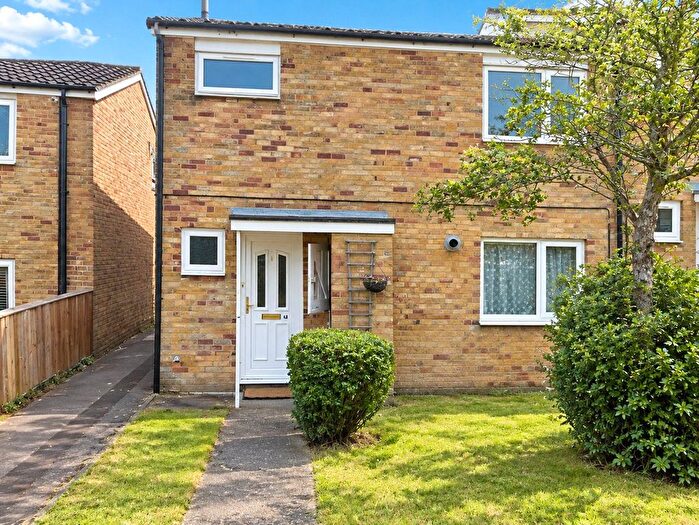 3 Bedroom End Of Terrace House For Sale In Verdi Close, Basingstoke, Hampshire, RG22