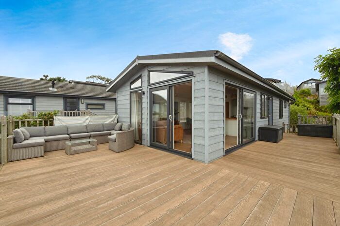 2 Bedroom Mobile/park Home For Sale In Coast View Holiday Park, Torquay Road, Shaldon, Teignmouth, TQ14
