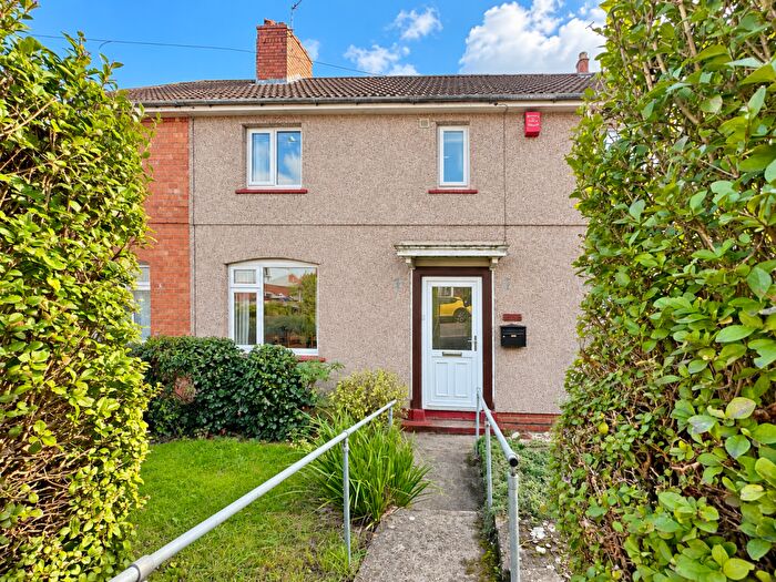4 Bedroom Semi-Detached House For Sale In Throgmorton Road, Bristol, BS4