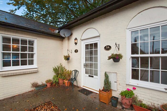 2 Bedroom Flat For Sale In Salisbury Street, Amesbury, Salisbury, SP4
