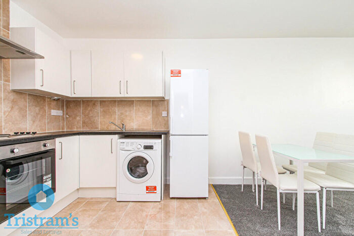 1 Bedroom Apartment To Rent In Castle Boulevard, Nottingham, NG7