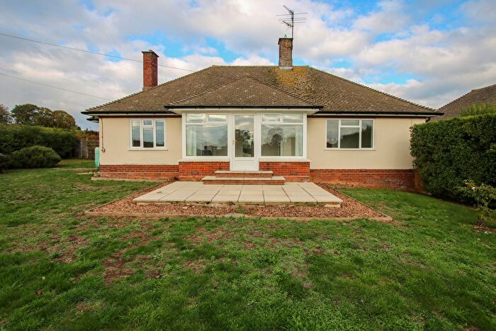 2 Bedroom Detached Bungalow To Rent In Woodditton Road, Newmarket, CB8