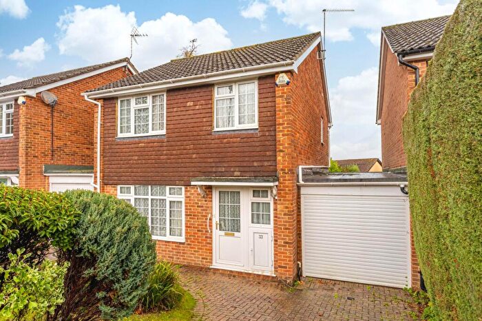 3 Bedroom Link Detached House For Sale In Garden House Lane, East Grinstead, RH19