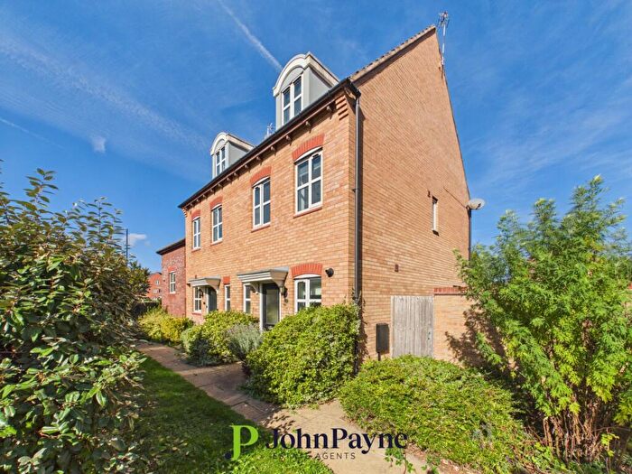 3 Bedroom Semi-Detached House For Sale In Sunbeam Way, Stoke, Coventry, CV3