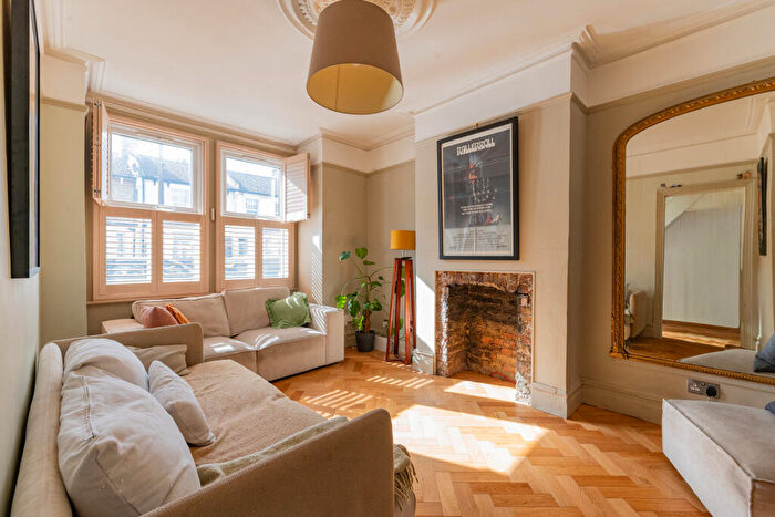 3 Bedroom Terraced House For Sale In Cambridge Road, London, SE20