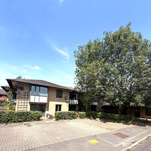 1 Bedroom Flat To Rent In Bradbury Court, Papworth Everard, CB23