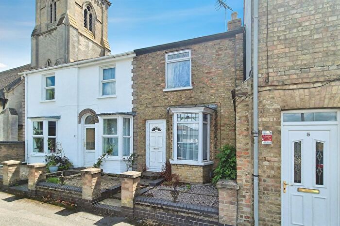 3 Bedroom Terraced House For Sale In High Street, Eye, Peterborough, PE6