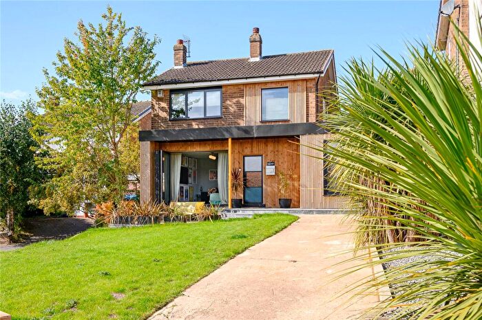 4 Bedroom Detached House For Sale In Manor Court, Shadwell, LS17