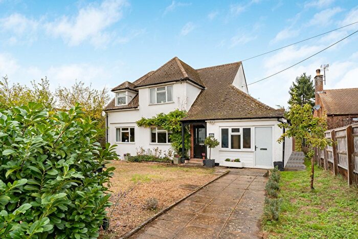 6 Bedroom Detached House For Sale In Common Road, North Leigh, OX29