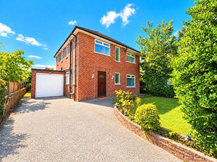 4 Bedroom Detached House For Sale In Knowle Avenue, Ainsdale, Merseyside, PR8