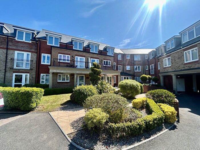 1 Bedroom Flat To Rent In Hardy Lodge, Shaftesbury, SP7