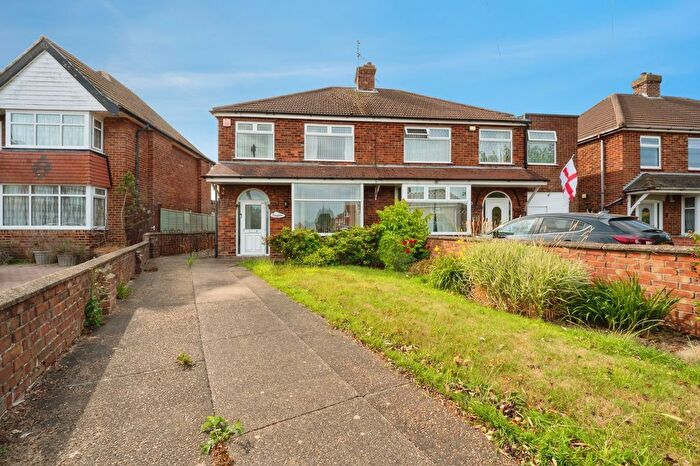 3 Bedroom Semi-Detached House For Sale In Dugard Road, Cleethorpes, DN35