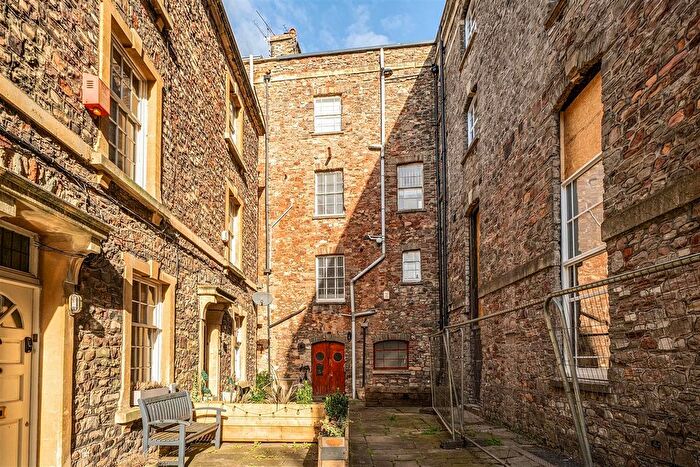1 Bedroom Flat To Rent In Portland Street, Clifton, Bristol, BS8