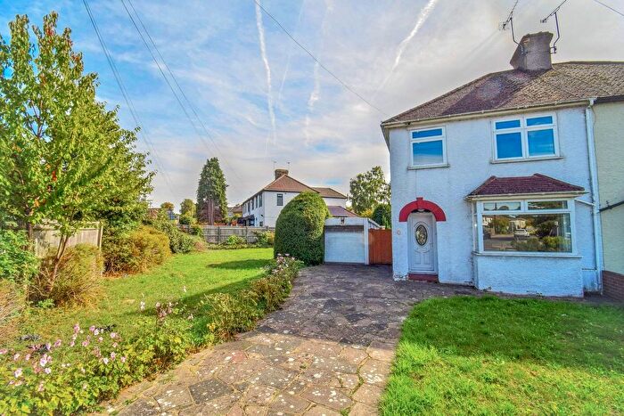3 Bedroom Semi-Detached House For Sale In Childsbridge Lane, Kemsing, Sevenoaks, TN15
