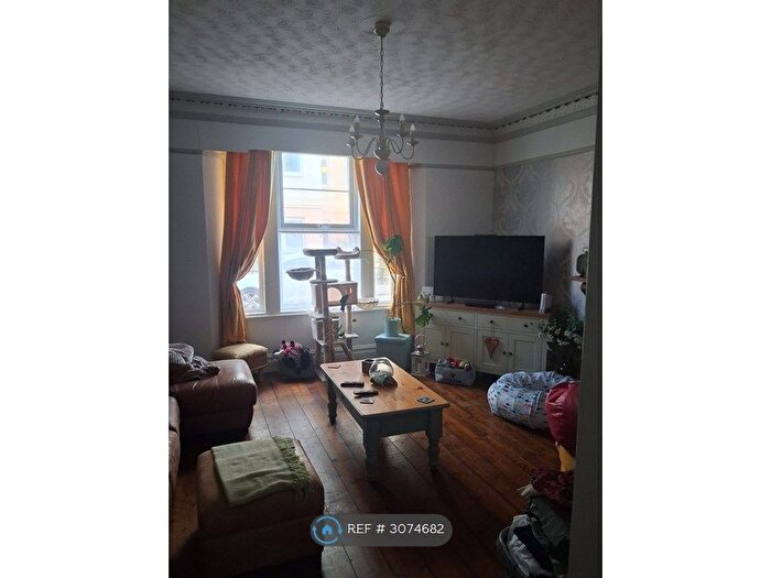 2 Bedroom Maisonette To Rent In Brunswick Street, Teignmouth, TQ14