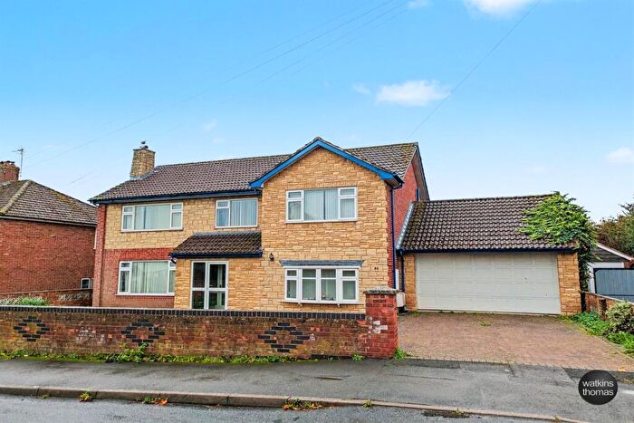 4 Bedroom Detached House For Sale In Web Tree Avenue, Hereford, HR2
