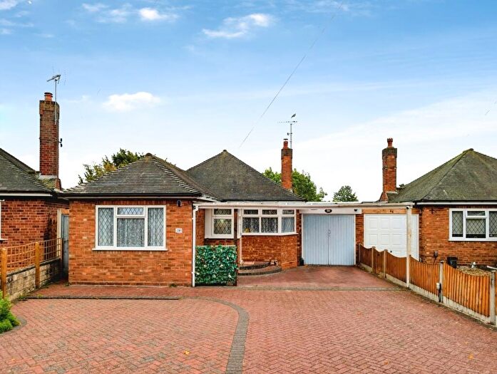 3 Bedroom Bungalow For Sale In Linden Avenue, Kidderminster, Worcestershire, DY10
