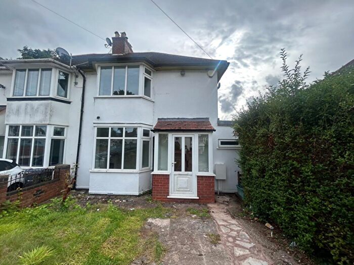 3 Bedroom House To Rent In Knightwick Crescent, Erdington, B23