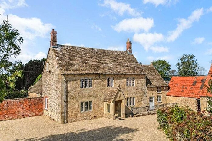 5 Bedroom Detached House To Rent In Rodbourne, Wiltshire, SN16