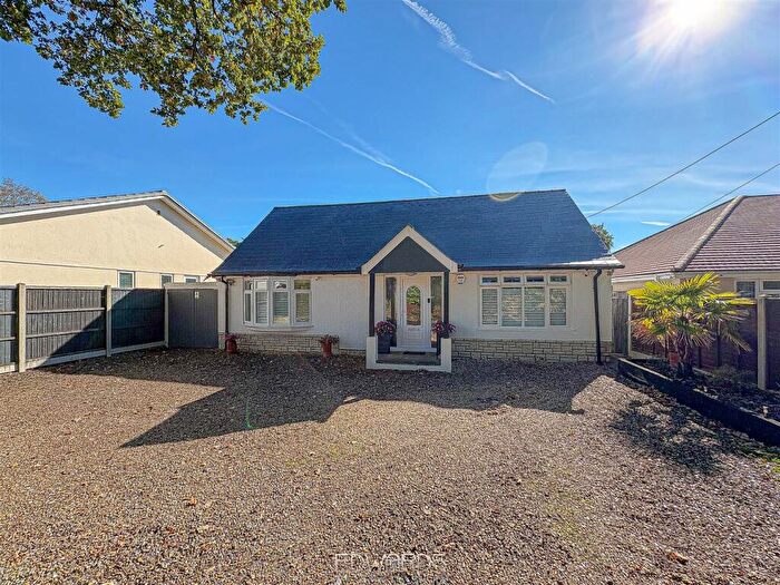 3 Bedroom Detached Bungalow For Sale In Sandy Lane, St. Ives, Ringwood, BH24