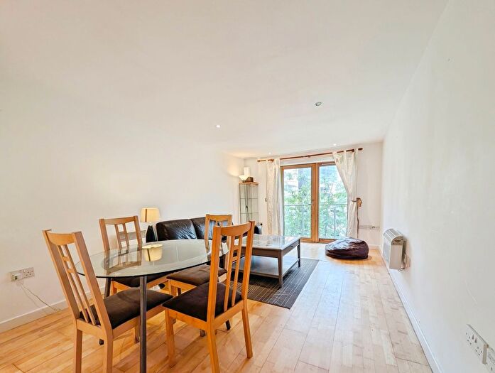2 Bedroom Flat For Sale In Manor Chare, Newcastle Upon Tyne, Tyne And Wear, NE1