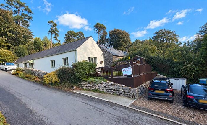 3 Bedroom Detached House For Sale In Manor Cottage, Llangoed, LL58