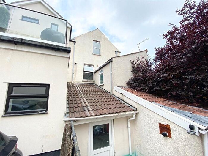 4 Bedroom Maisonette To Rent In Wells Road, Bristol, BS4