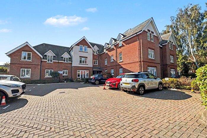 2 Bedroom Retirement Property For Sale In Ferndown, BH22