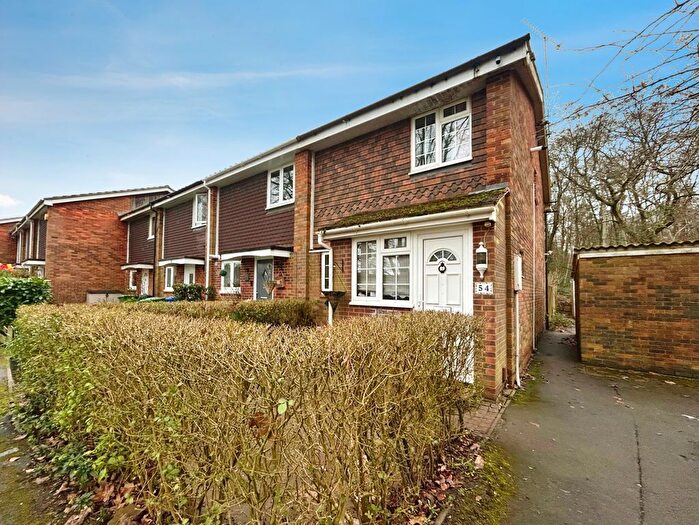 3 Bedroom End Of Terrace House For Sale In Madingley, Bracknell, RG12
