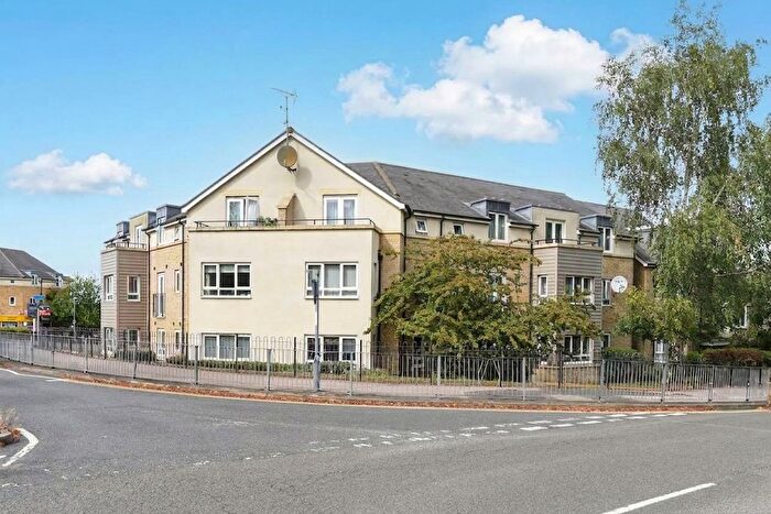 2 Bedroom Flat For Sale In Cromwell Drive, Huntingdon, PE29