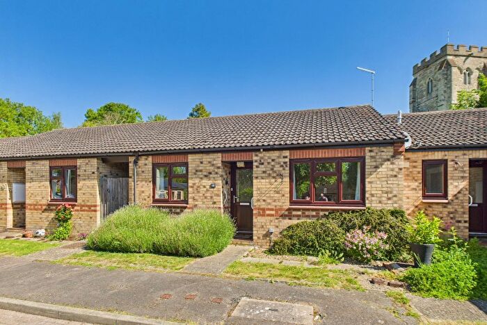 2 Bedroom Bungalow For Sale In Lordship Close, Orwell, Royston, SG8