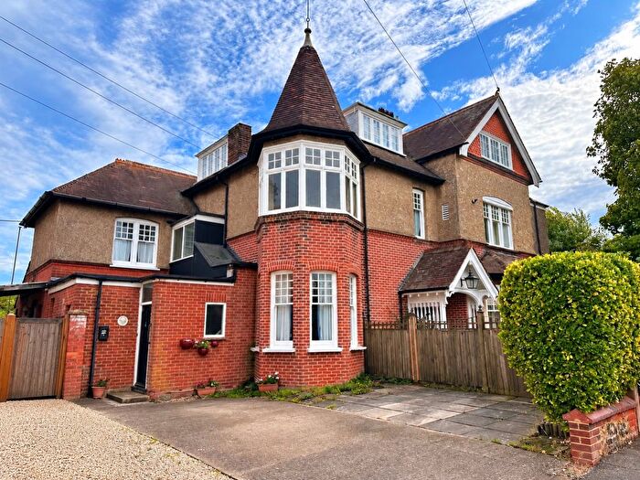 2 Bedroom Flat For Sale In Thanet Road, Westgate-On-Sea, CT8
