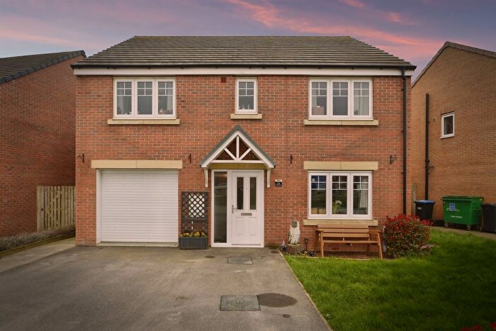 5 Bedroom Detached House For Sale In Ingleborough Drive, Harrogate, HG3