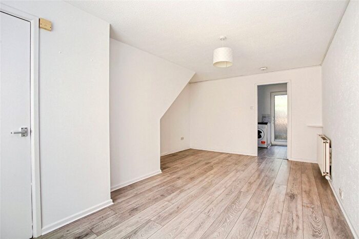 2 Bedroom End Of Terrace House To Rent In Marsh Gardens, Cheltenham, Glos, GL51