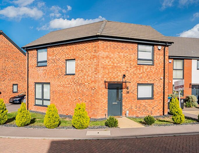 3 Bedroom Detached House For Sale In Victoria Drive, Glebe Farm, Milton Keynes, MK17