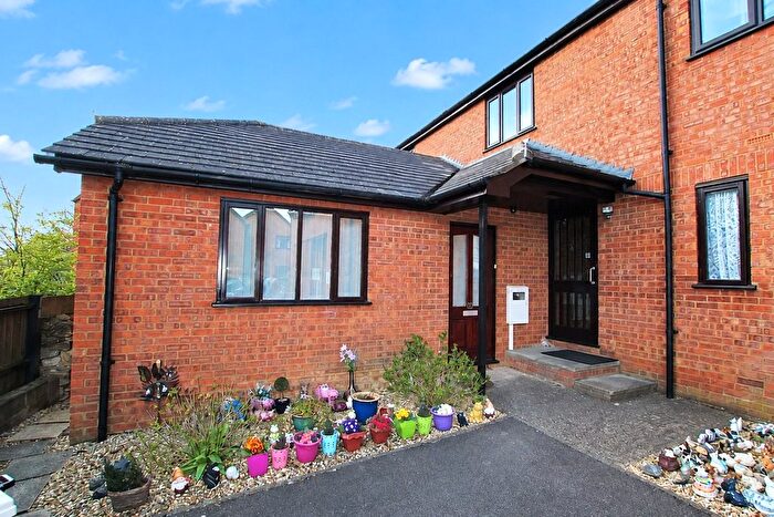 1 Bedroom Bungalow To Rent In Canada Court, Goose Green, Brackley, NN13