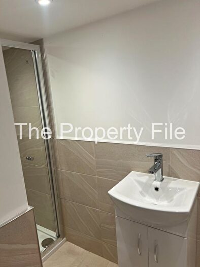 1 Bedroom Flat To Rent In Stretford Road, Urmston, M41