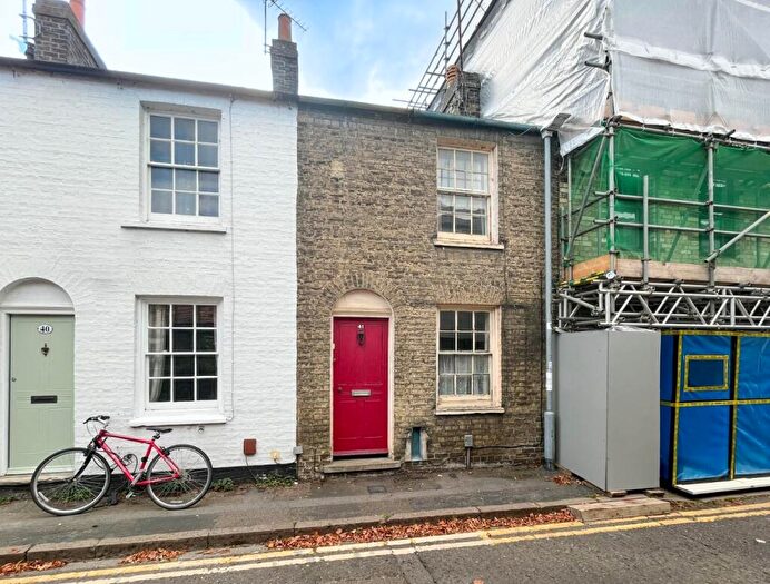 2 Bedroom Terraced House For Sale In Orchard Street, Cambridge, CB1