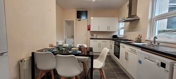 5 Bedroom House To Rent In Abingdon Road, North Hill, Plymouth, PL4