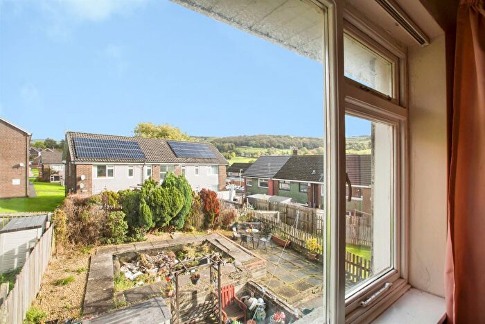 2 Bedroom Semi-Detached House For Sale In Hillside Avenue, Luddendenfoot, Halifax, HX2